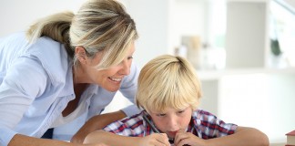 Ev ödevi yapmayı sevmiyor mu?