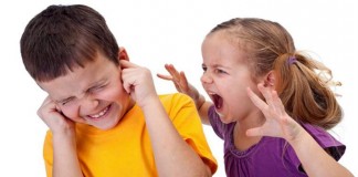 Çocuk Başkalarına Vuruyorsa Ne Yapmalıdır?