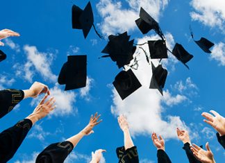 Temizliğini Yaptığı Üniversiteyi Kazandı Hedefi Rektörlük