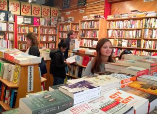 Ortaokul Öğrencilerini Kitap Okumaya Nasıl Teşvik Ederiz?