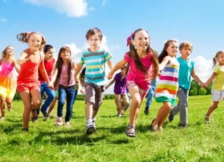 Sürekli Kontrol Altında Tutarak Çocukları Hayata Hazırlayamazsınız!