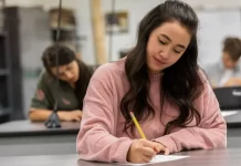 Öğrencilerin Sınav Kaygısını Yenmelerine Nasıl Yardım Edebiliriz?