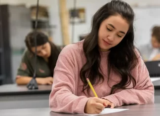 Öğrencilerin Sınav Kaygısını Yenmelerine Nasıl Yardım Edebiliriz?