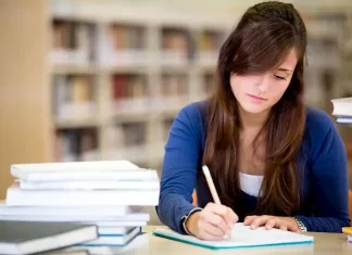 Akıllı Telefonun Varlığı Bile Dikkatimizi Dağıtıyor