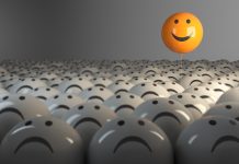 MUTLULUK VE İYİMSERLİK